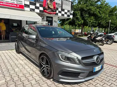 Usata Mercedes A45 AMG AMG 360 CV (264 kW) 2015 Grigio Utilitaria
