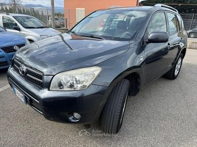 Usata Toyota RAV4 Luxury 136 CV (100 kW) 2007 Gray SUV