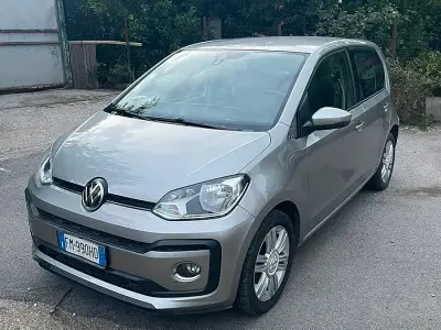 Usata VW up! 90 CV (66 kW) 2017 Grigio Utilitaria