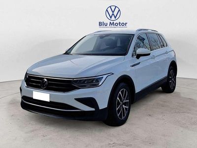 Usata VW Tiguan Life 122 CV (89 kW) 2022 Pure white SUV