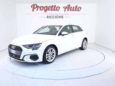 Usata Audi A3 Ambiente 110 CV (80 kW) 2020 Bianco ibis Berlina