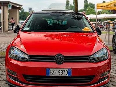 Usata VW Golf VII 125 CV (91 kW) 2016 Rosso Utilitaria