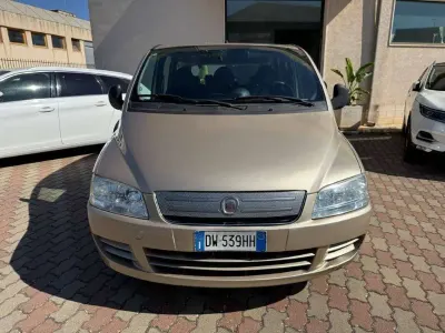 Usata Fiat Multipla Dynamic 120 CV (88 kW) 2009 Bronzo Monovolume