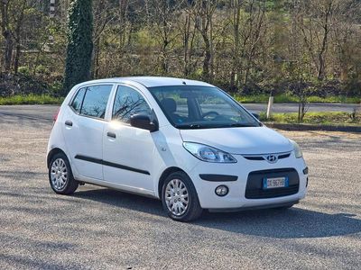Usata Hyundai i10 Active 63 CV (46 kW) 2009 Bianco Utilitaria