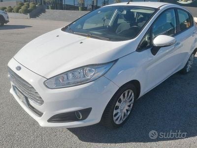Usata Ford Fiesta 2016 Bianco Berlina