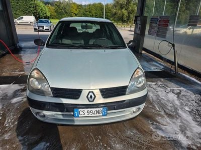 Renault Clio II