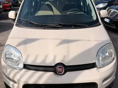 Usata Fiat Panda Lounge 80 CV (58 kW) 2013 Beige Utilitaria
