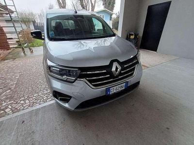Usata Renault Kangoo Techno 116 CV (85 kW) 2024 Grigio Furgone