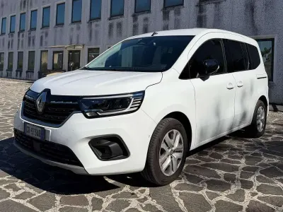 Usata Renault Kangoo Equilibre 116 CV (85 kW) 2023 Bianco Monovolume