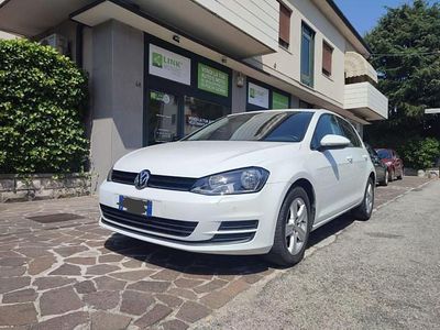 Usata VW Golf VII 105 CV (77 kW) 2014 Bianco