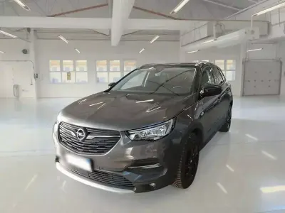 Usata Opel Grandland X Design Edition 200 CV (147 kW) 2021 Grigio SUV
