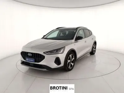 Usata Ford Focus Active X 116 CV (85 kW) 2023 Grigio metallizzato Berlina
