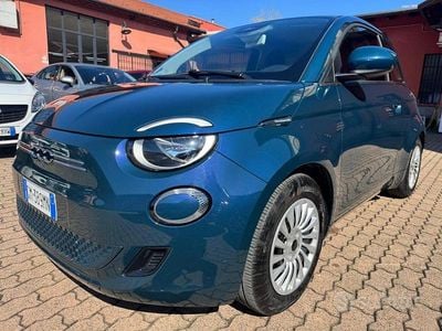 Usata Fiat 500e 86 kW (118 CV) 2023 Blu Berlina