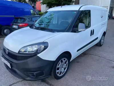 Usata Fiat Doblò Easy 95 CV (69 kW) 2019 Bianco Monovolume