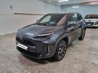 Usata Toyota Yaris Cross Trend 92 CV (67 kW) 2021 Grigio SUV