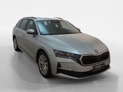 Usata Skoda Octavia Executive 150 CV (110 kW) 2025 Grigio Station wagon