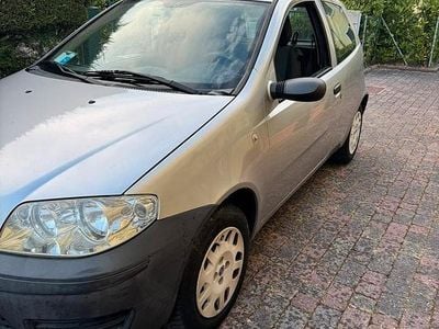 Usata Fiat Punto 80 CV (58 kW) 2006 Grigio Utilitaria