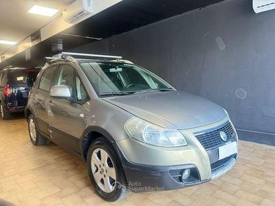 Usata Fiat Sedici 120 CV (88 kW) 2007 Oro SUV