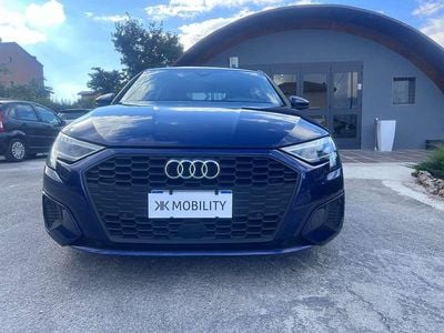 Usata Audi A3 116 CV (85 kW) 2023 Blu/azzurro Berlina