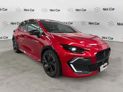 Usata Renault Clio V Esprit Alpine 158 CV (116 kW) 2025 Rosso Utilitaria