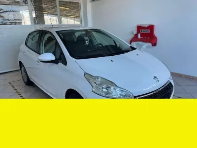 Usata Peugeot 208 Active 82 CV (60 kW) 2014 Other Utilitaria
