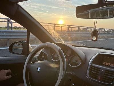 Usata Peugeot 207 73 CV (53 kW) 2011 Berlina