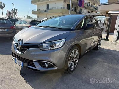 Usata Renault Scénic IV Intens 110 CV (80 kW) 2018 Grigio Monovolume