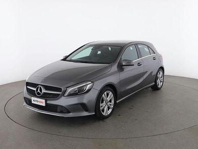 Usata Mercedes A180 110 CV (80 kW) 2018 Grigio