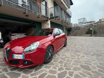 Usata Alfa Romeo Giulietta Veloce 140 CV (102 kW) 2013 Rosso Utilitaria