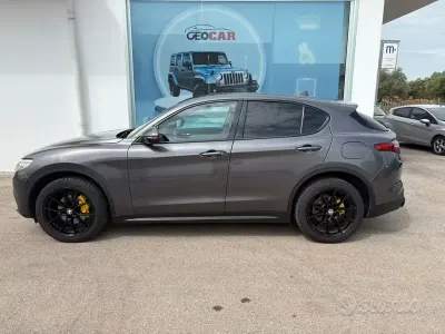 Usata Alfa Romeo Stelvio 209 CV (153 kW) 2019 Grigio SUV