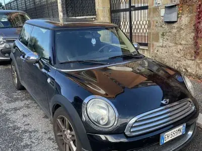Usata Mini ONE 75 CV (55 kW) 2011 Utilitaria
