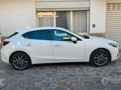 Occasion Mazda 3 105 ch (77 kW) 2018 Blanc Berline