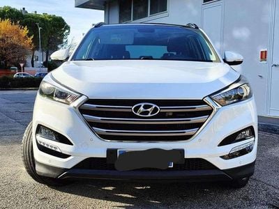 Usata Hyundai Tucson Comfort 116 CV (85 kW) 2016 Bianco SUV