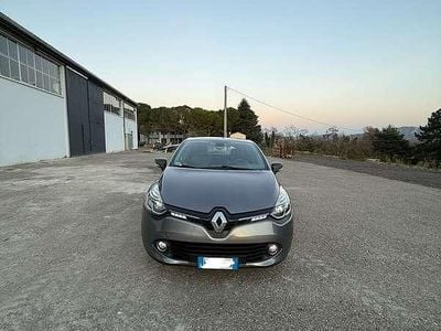 Usata Renault Clio IV 75 CV (55 kW) 2015 Grigio Berlina
