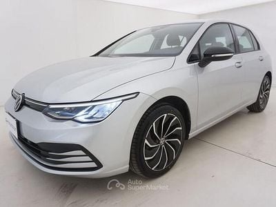 Usata VW Golf VIII 110 CV (80 kW) 2021 Argento Berlina
