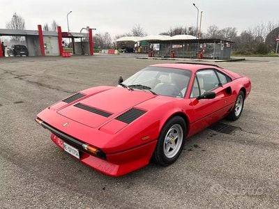 Usata Ferrari 208 1983 Rosso Coupé