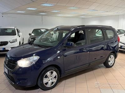 Usata Dacia Lodgy Lauréate 90 CV (66 kW) 2017 Blu Monovolume