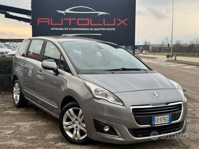 Usata Peugeot 5008 115 CV (84 kW) 2014 Grigio Monovolume