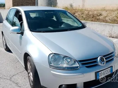 Usata VW Golf IV 102 CV (75 kW) 2006 Grigio Utilitaria