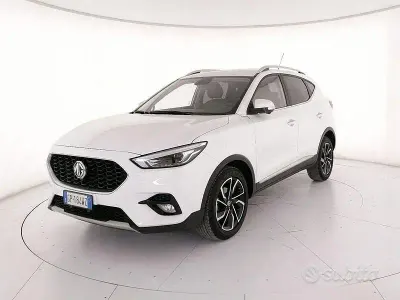 Usata MG ZS Luxury 106 CV (77 kW) 2023 Bianco SUV