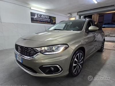 Usata Fiat Tipo Lounge 95 CV (69 kW) 2017 Marrone Station wagon