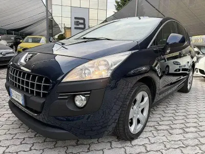 Usata Peugeot 3008 Premium 120 CV (88 kW) 2010 Blu Station wagon