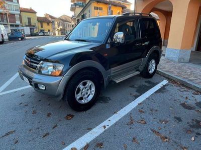 usata Mitsubishi Pajero 3p 3.2 tdi 16v di-d GLS-2