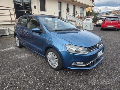 Usata VW Polo Comfortline 75 CV (55 kW) 2017 Blu Berlina