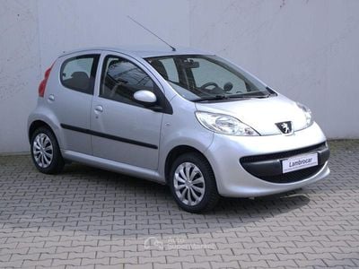 Gebraucht Peugeot 107 68 PS (50 kW) 2007 Silber Kleinwagen