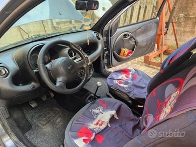 Usata 2003 Ford Ka Utilitaria | 2300 €