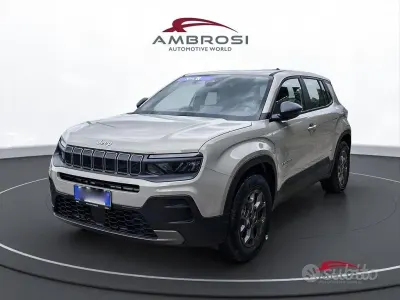 Nuova Jeep Avenger Longitude 101 CV (74 kW) 2026 Marrone SUV