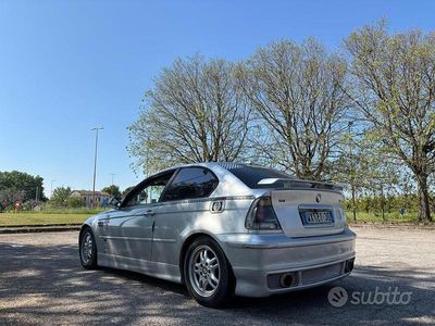 Usata BMW 316 Sport Line 116 CV (85 kW) 2001 Grigio Berlina