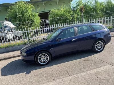 Usata Alfa Romeo 156 Distinctive 120 CV (88 kW) 2004 Blu Station wagon