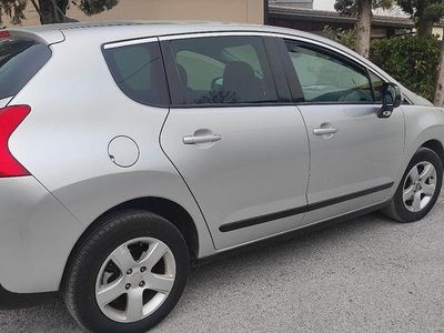 Usata Peugeot 3008 2014 Grigio Station wagon